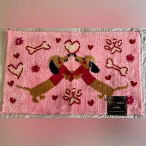 Betsey Johnson Valentines Dachshund Bath Rug NWT
